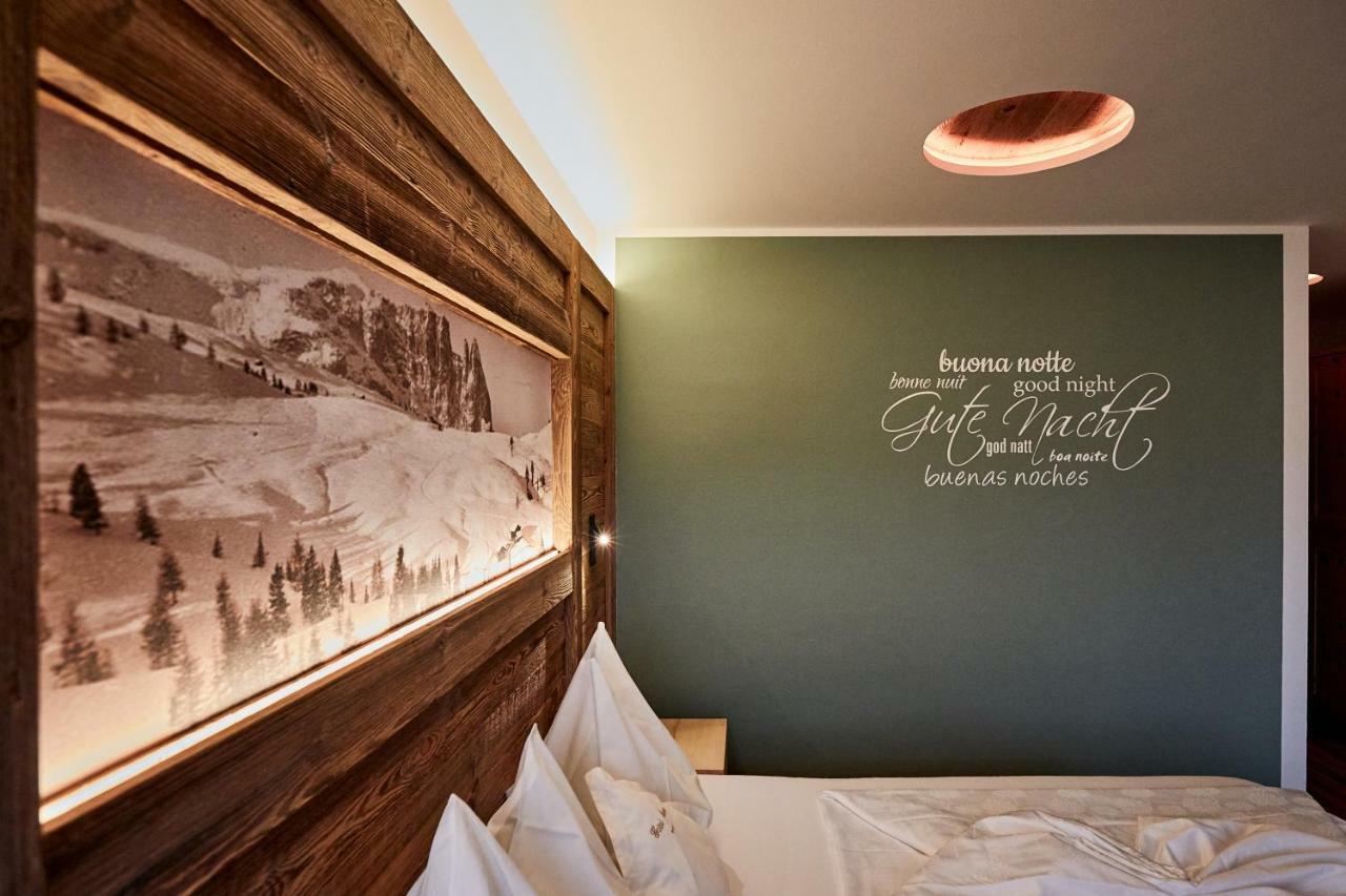 Hotel Garni Savoy Castelrotto Exteriör bild